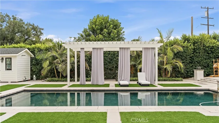 849 Michigan, Pasadena, California 91107