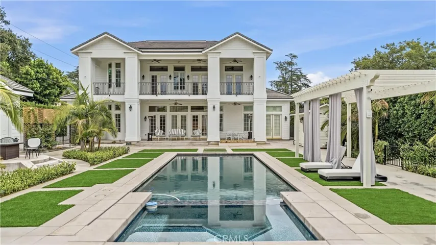 849 Michigan, Pasadena, California 91107