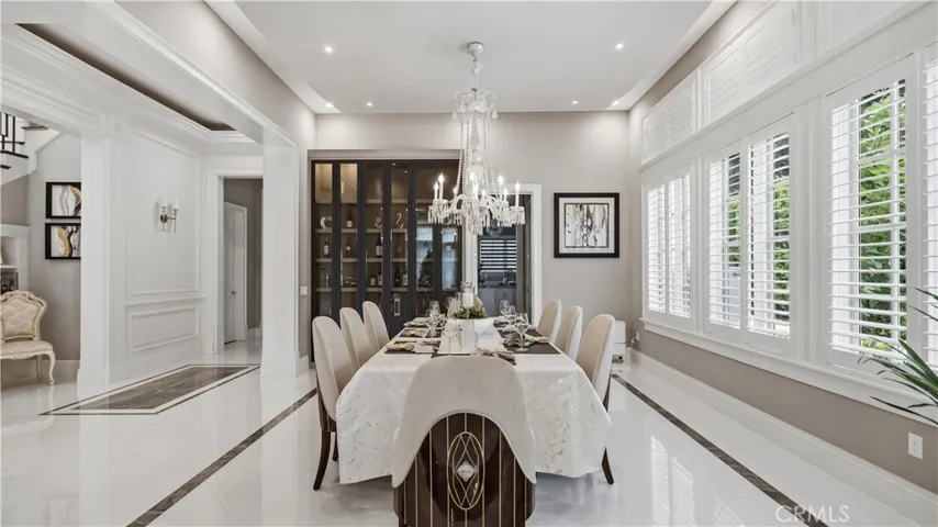 849 Michigan, Pasadena, California 91107