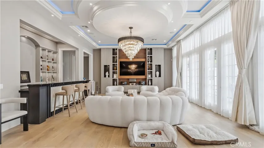 849 Michigan, Pasadena, California 91107