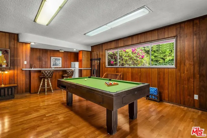 575 E Channel Road, Los Angeles, California 90402