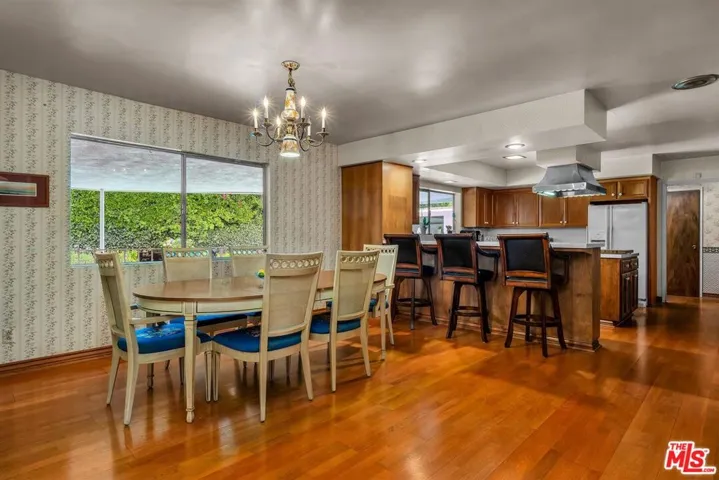 575 E Channel Road, Los Angeles, California 90402