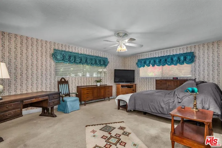 575 E Channel Road, Los Angeles, California 90402