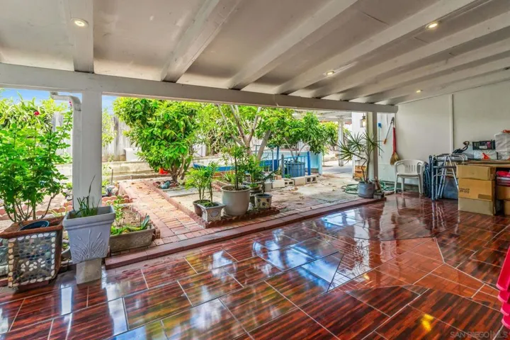 2578 Moonstone, San Diego, California 92123