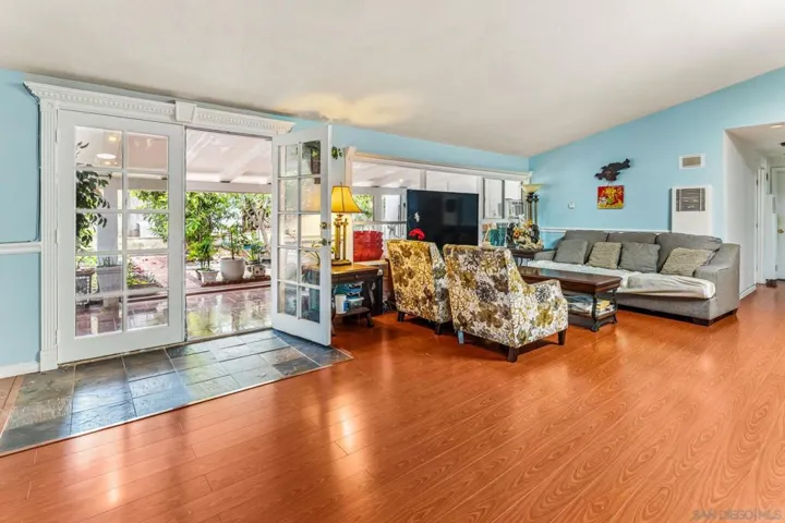 2578 Moonstone, San Diego, California 92123