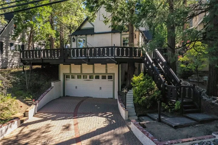 137 John Muir, Lake Arrowhead, California 92352