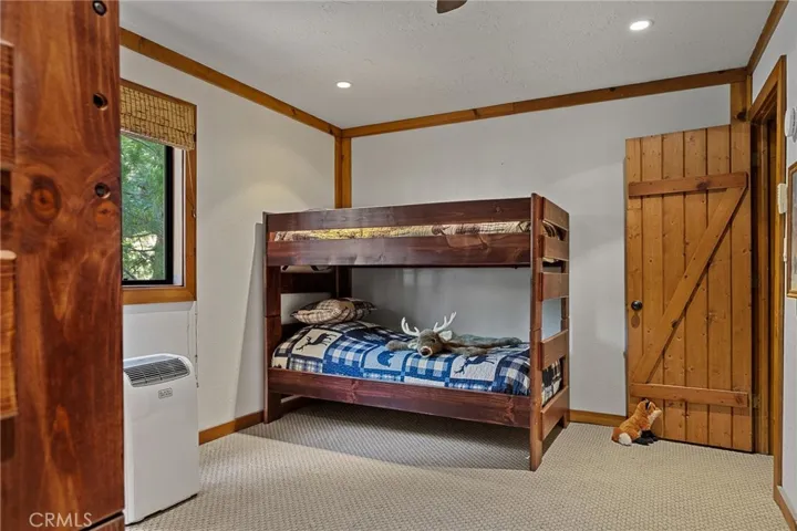 137 John Muir, Lake Arrowhead, California 92352