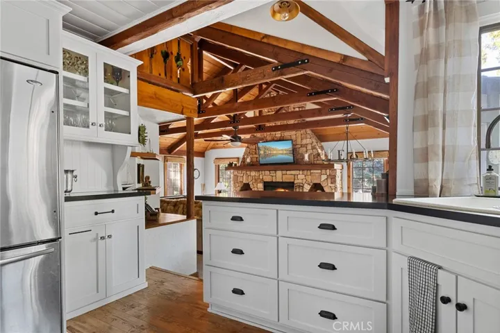 137 John Muir, Lake Arrowhead, California 92352