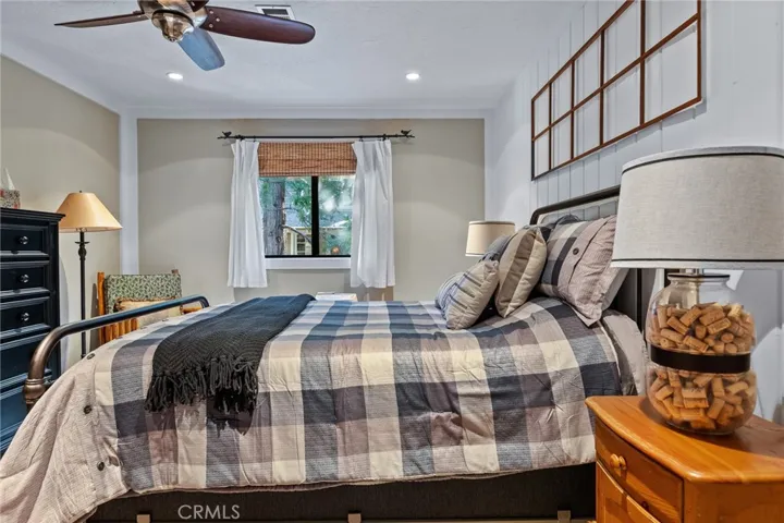 137 John Muir, Lake Arrowhead, California 92352
