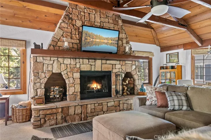 137 John Muir, Lake Arrowhead, California 92352