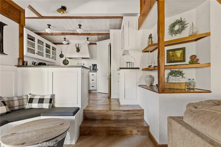 137 John Muir, Lake Arrowhead, California 92352