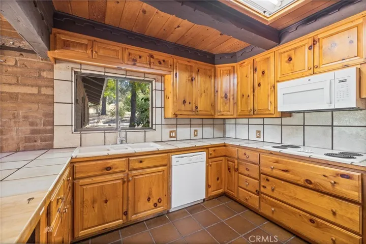 3981 Snow Creek Road, Mariposa, California 95338