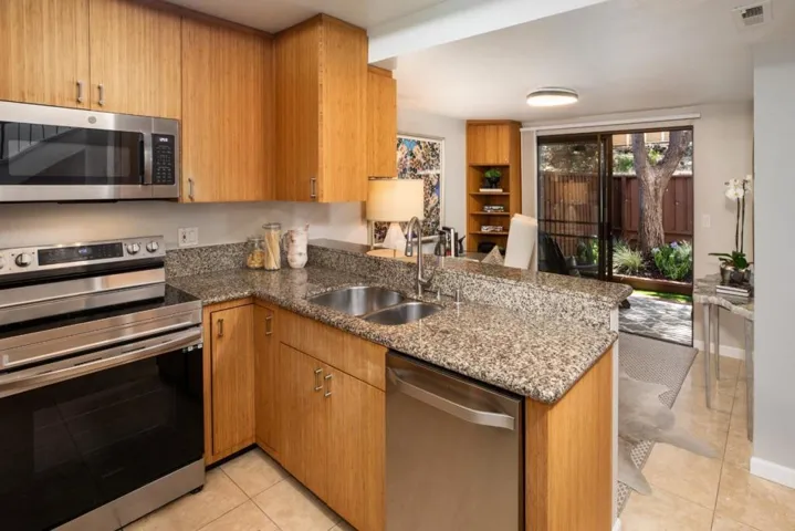 2379 Lyall Way, Belmont, California 94002