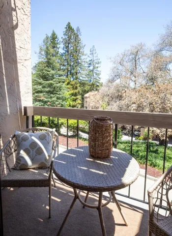 2379 Lyall Way, Belmont, California 94002