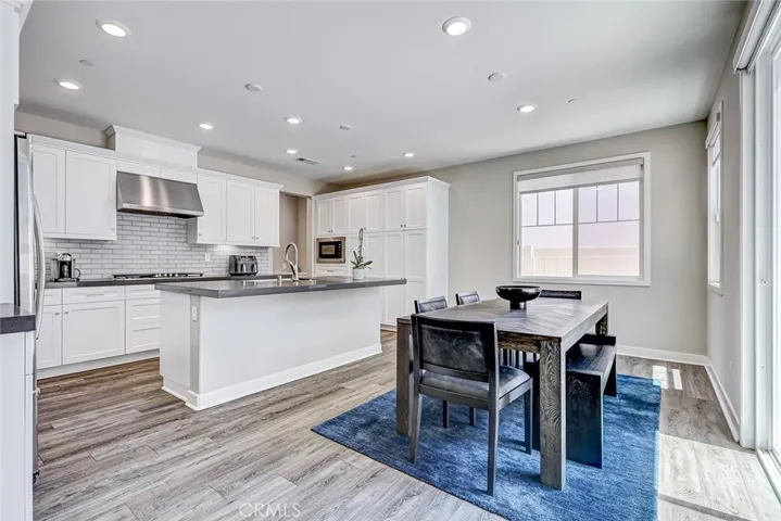 26 Country Glen, Pomona, California 91766
