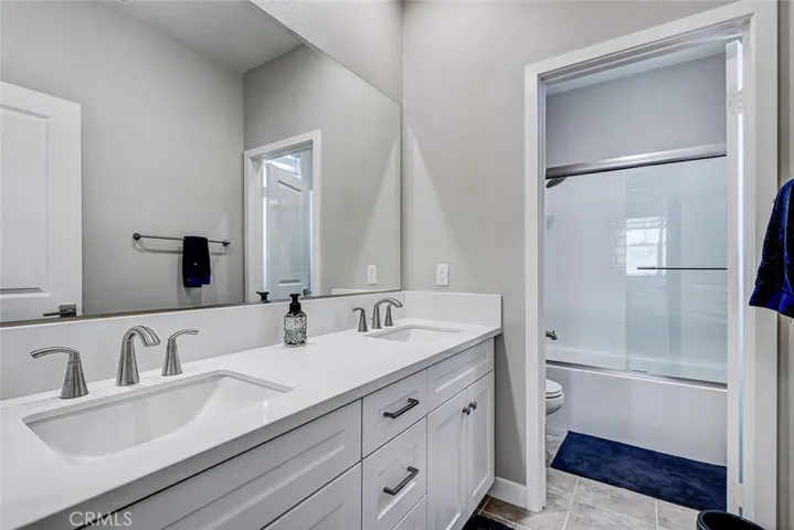 26 Country Glen, Pomona, California 91766