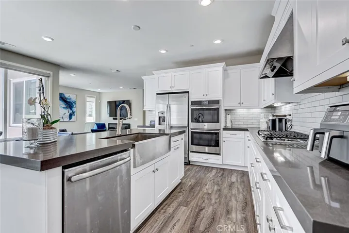 26 Country Glen, Pomona, California 91766