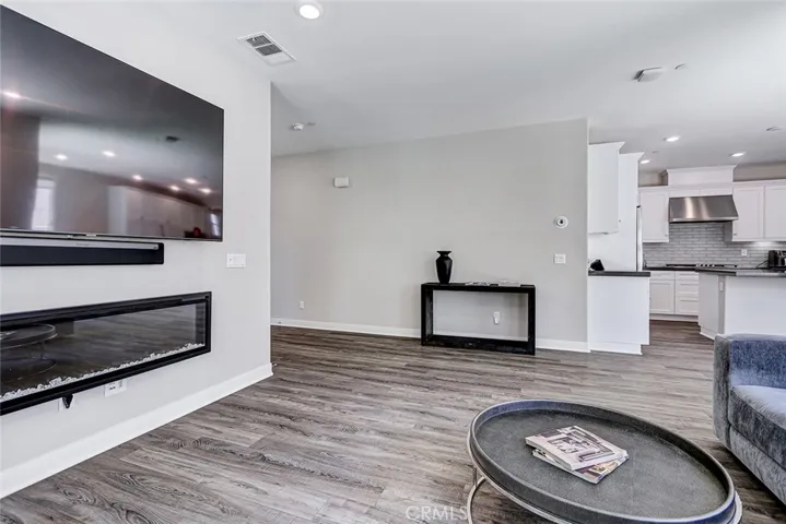 26 Country Glen, Pomona, California 91766