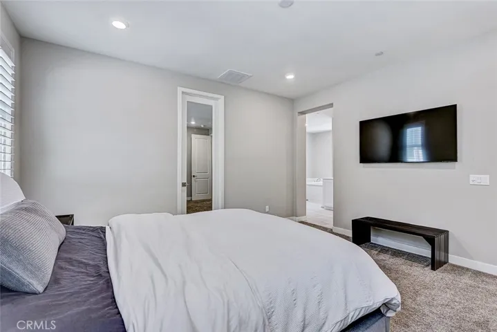 26 Country Glen, Pomona, California 91766
