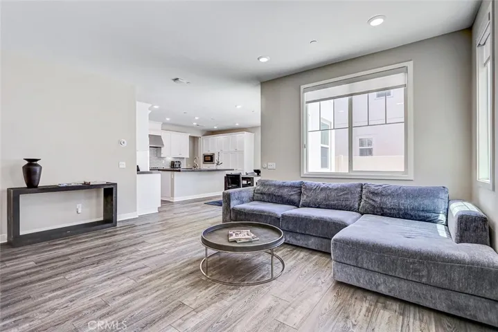 26 Country Glen, Pomona, California 91766