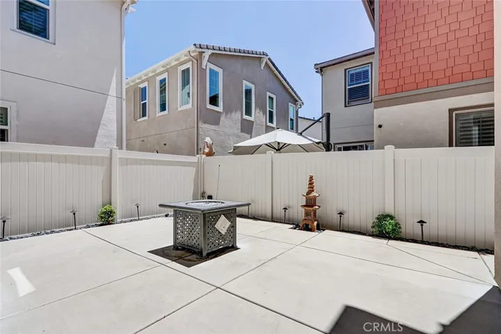 26 Country Glen, Pomona, California 91766