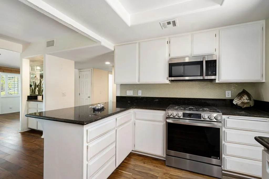 29-web-or-mls-DPGaynor_OPMG_0726_029