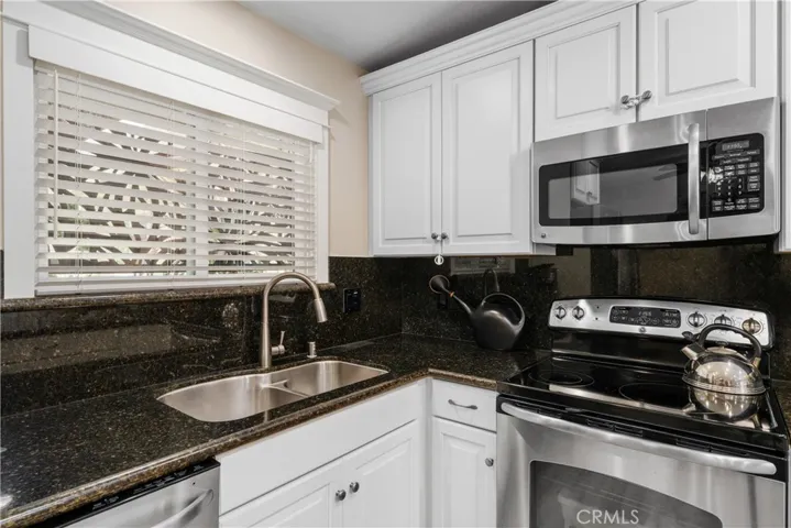 613 Avenida Sevilla B, Laguna Woods, California 92637