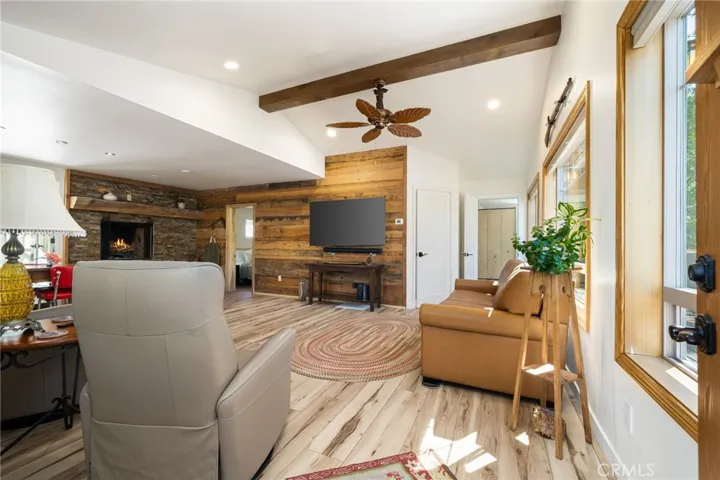 54720 Pine Crest, Idyllwild, California 92549