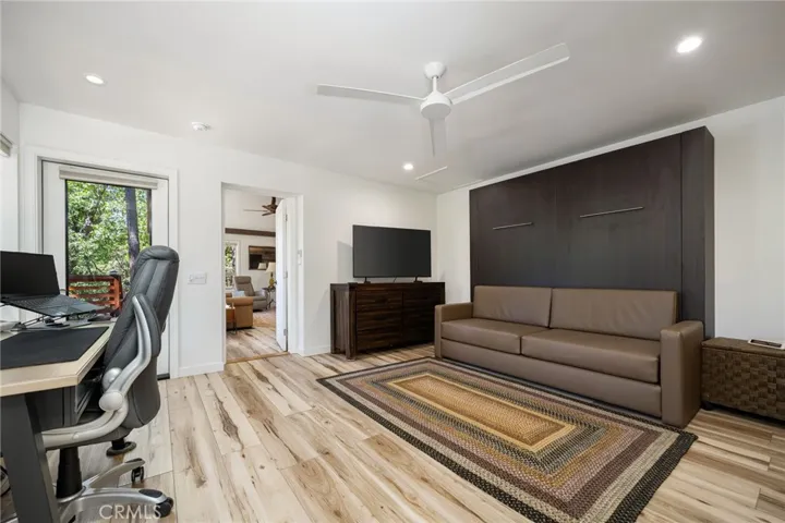 54720 Pine Crest, Idyllwild, California 92549