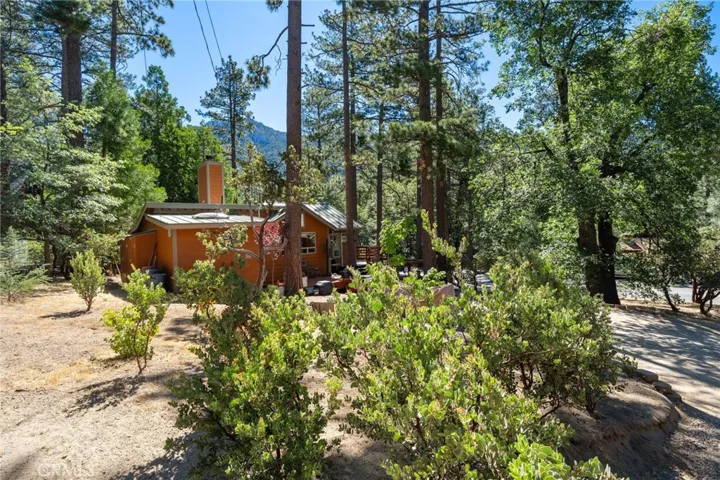 54720 Pine Crest, Idyllwild, California 92549