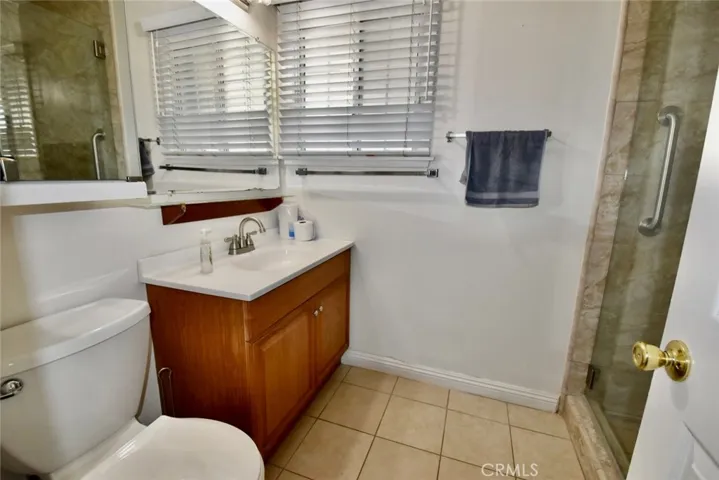 17238 Carfax Ave, Bellflower, California 90706
