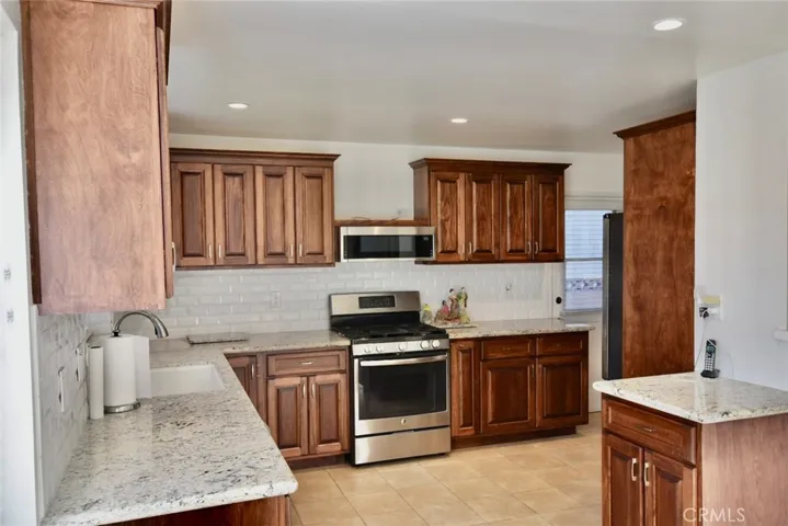 17238 Carfax Ave, Bellflower, California 90706