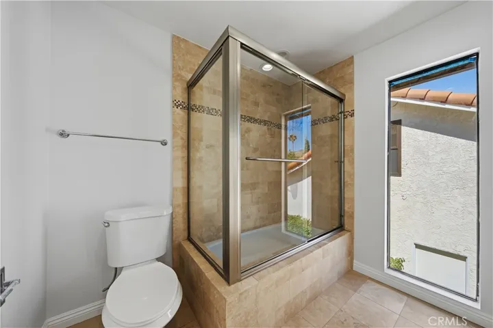 29033 Hollow Oak Court, Agoura Hills, California 91301