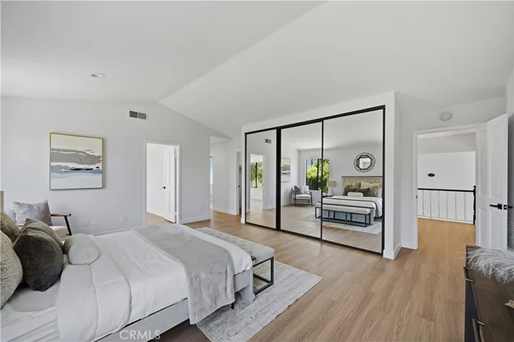 29033 Hollow Oak Court, Agoura Hills, California 91301