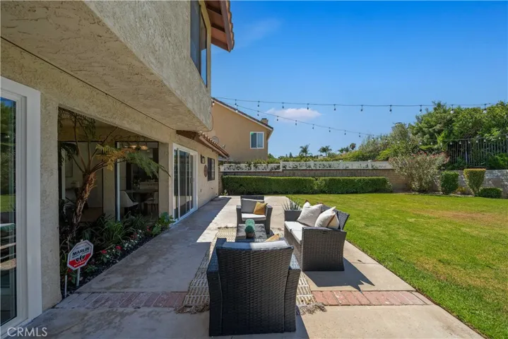 29033 Hollow Oak Court, Agoura Hills, California 91301