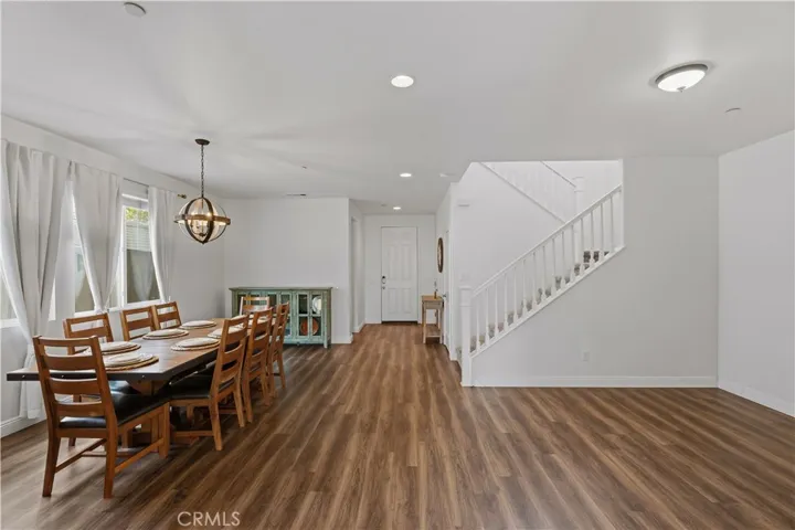 22604 Dragonfly Court, Saugus, California 91350