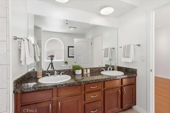 5719 Camellia 105, North Hollywood, California 91601