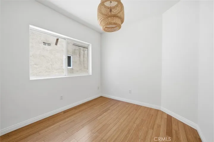 5719 Camellia 105, North Hollywood, California 91601
