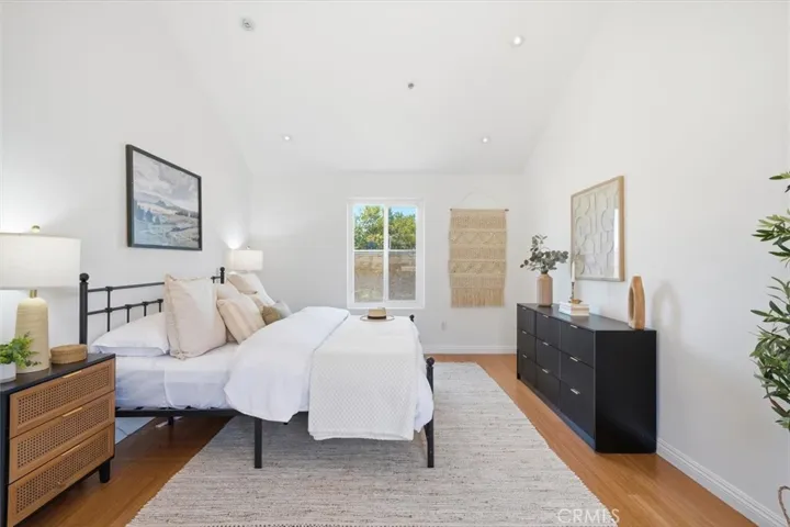 5719 Camellia 105, North Hollywood, California 91601