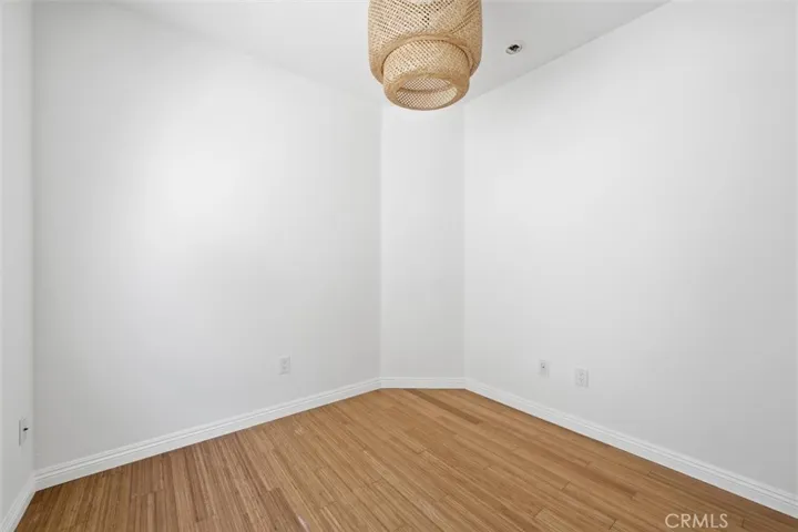 5719 Camellia 105, North Hollywood, California 91601