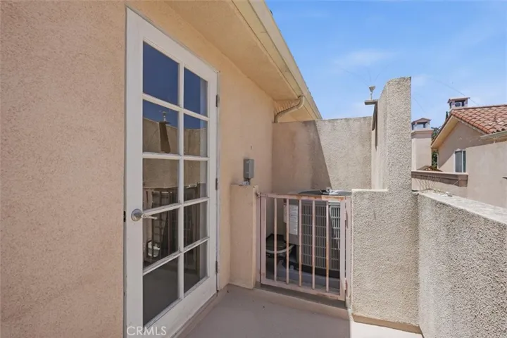 5719 Camellia 105, North Hollywood, California 91601