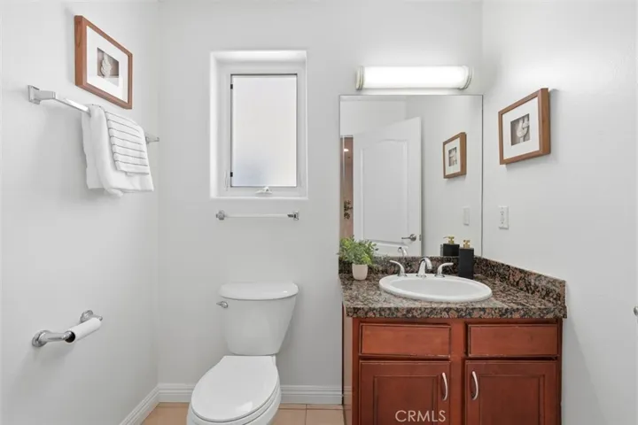 5719 Camellia 105, North Hollywood, California 91601