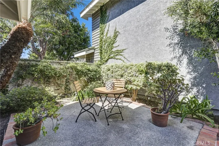 Private Courtyard