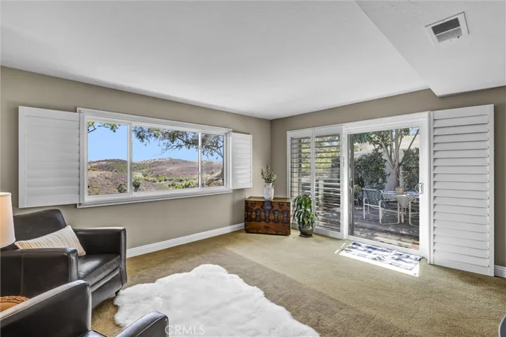 Canyon View and Access to Back Patio