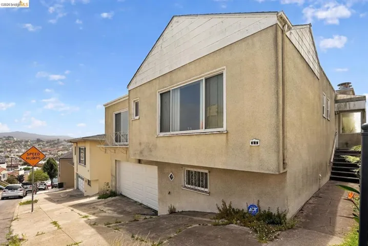 89 Keystone Way, San Francisco, California 94127