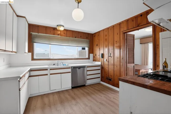 89 Keystone Way, San Francisco, California 94127