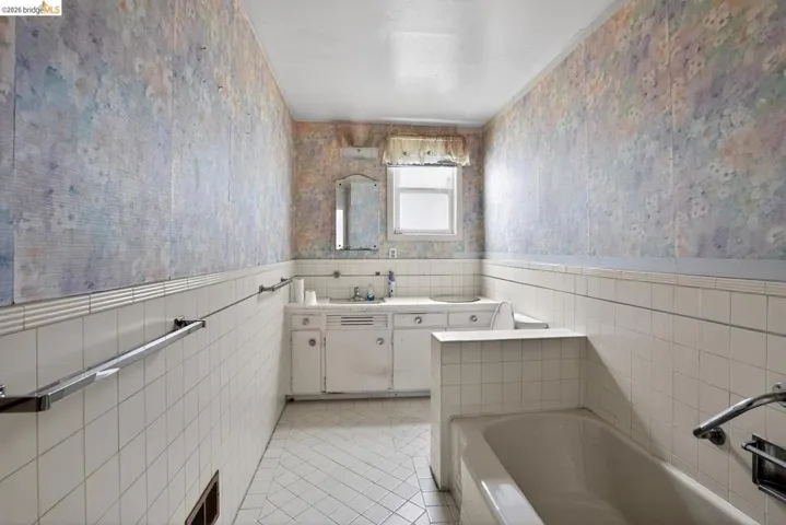 89 Keystone Way, San Francisco, California 94127