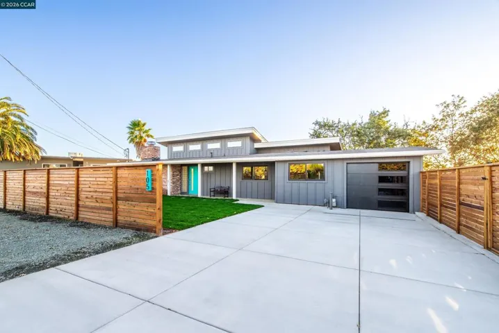 105 Hillcroft, Walnut Creek, California 94597