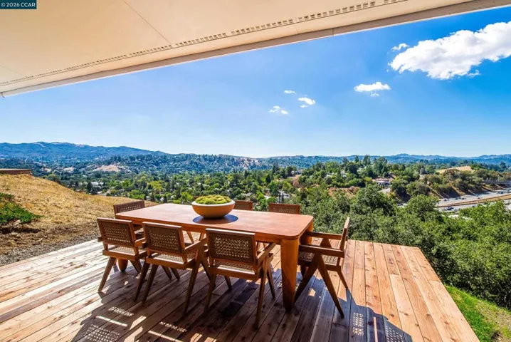105 Hillcroft, Walnut Creek, California 94597