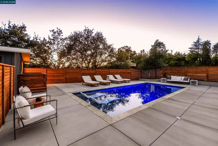 105 Hillcroft, Walnut Creek, California 94597